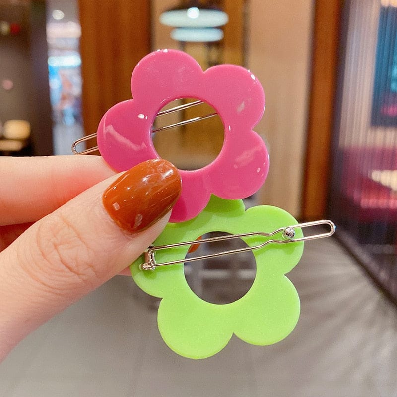 1PC Retro Flower Power Hair Pins