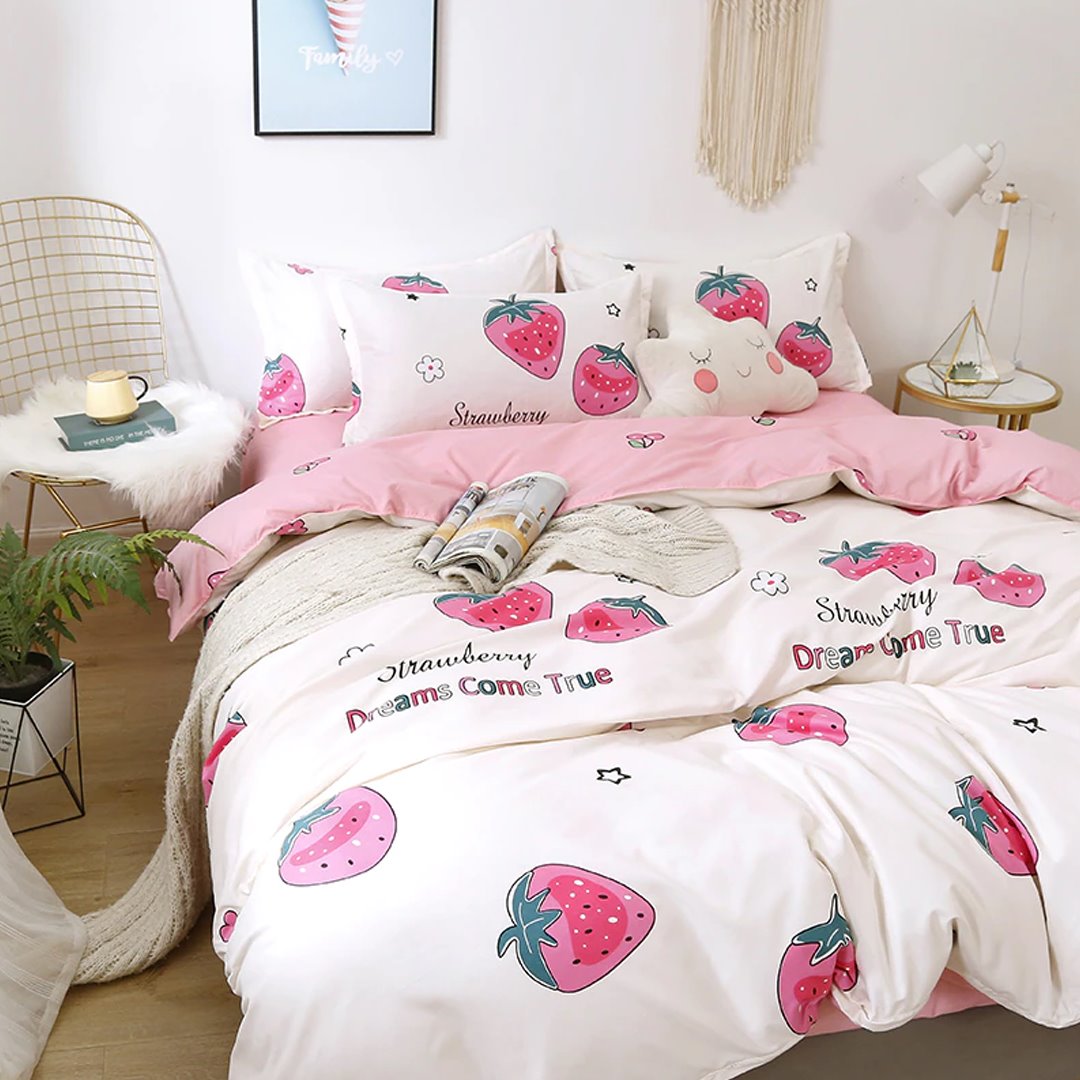 Dreams Come True White Strawberry Bedding Set