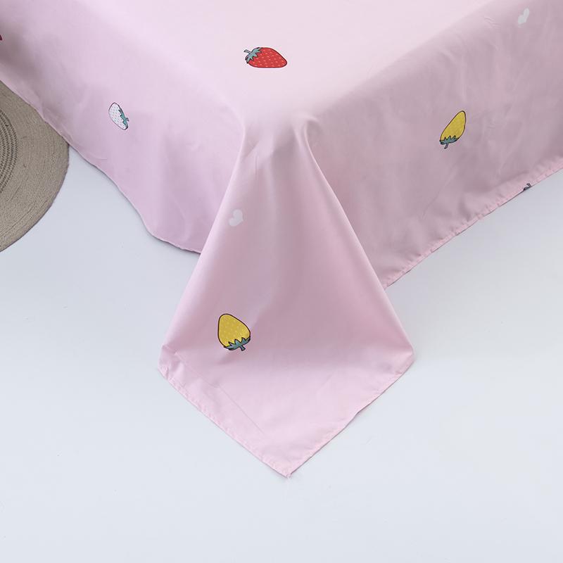 Harajuku Strawberry White & Pink Bedding Set