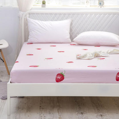 Japanese Strawberry Fitted Bedsheet