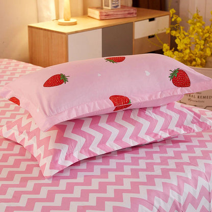 Kawaii Strawberry ZigZag Bedding Set