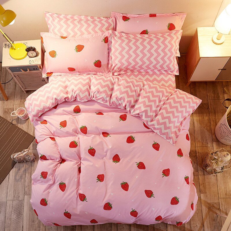 Kawaii Strawberry ZigZag Bedding Set