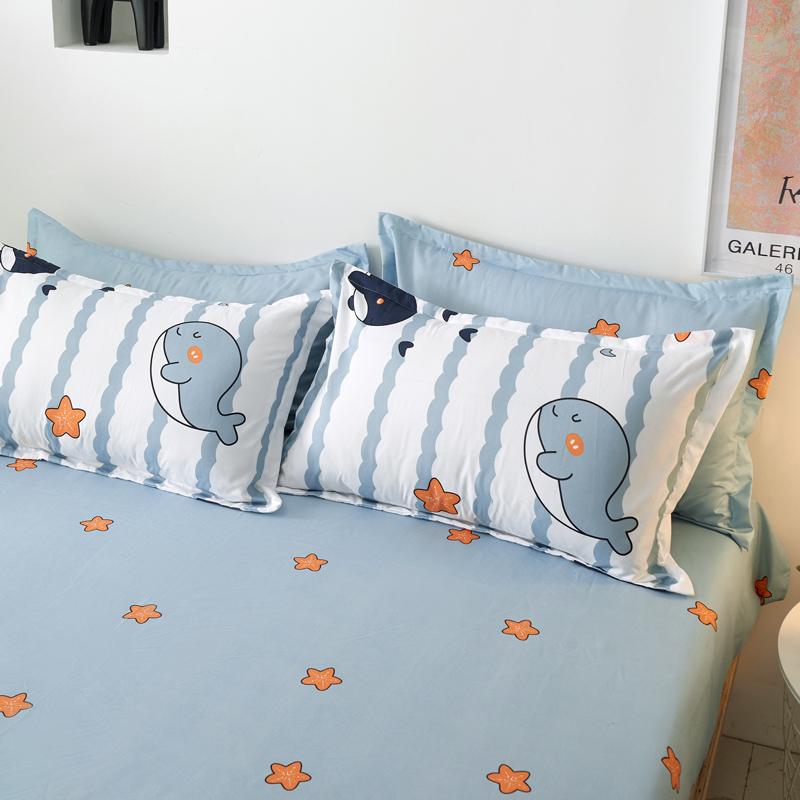 Light & Dark Whale Print Bedding Set