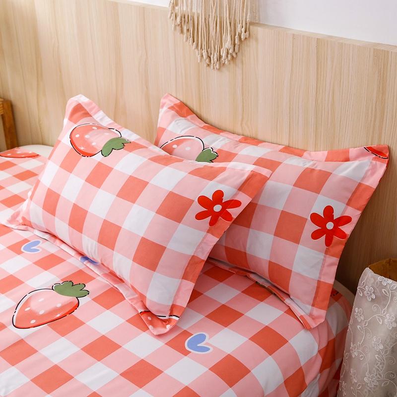 Strawberry Girl Bedding Sets